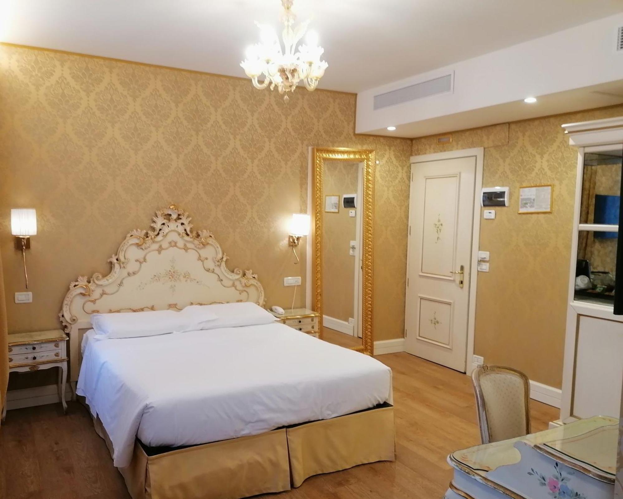 Hotel Canaletto Venezia Esterno foto