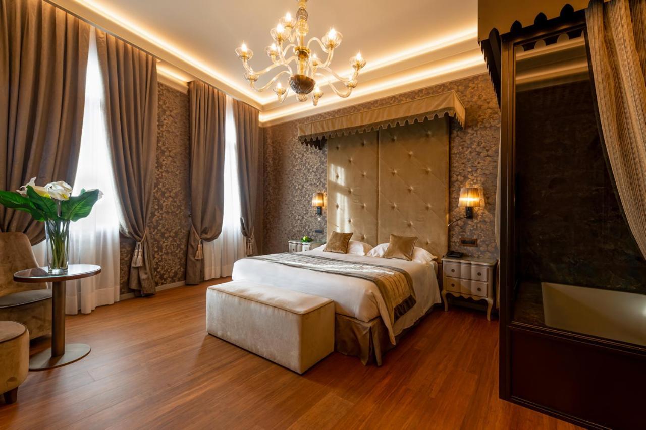 Hotel Canaletto Venezia Esterno foto